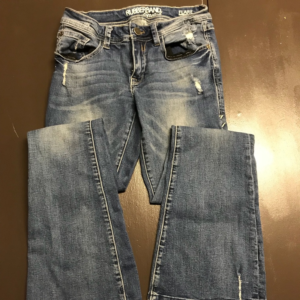 26 L stretch flare jeans